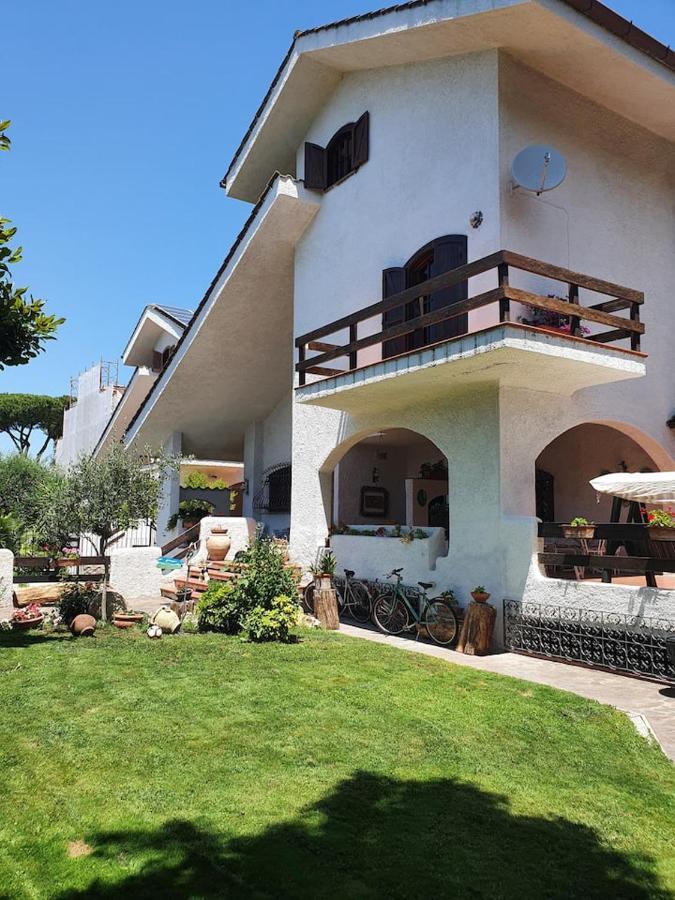 Villa Barbara Acilia Esterno foto